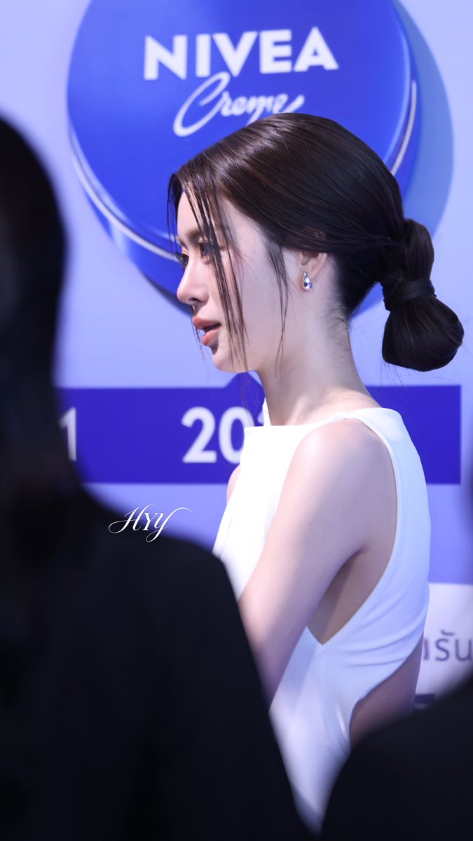 HyyNov_'s tweet photo. 🪽🩵🪽
BAM CELEBRATES NIVEA 100TH
#NIVEA100ปีxBamSaralee
#NIVEA100ปีสัมผัสแห่งการดูแลผิว
#BamSaralee #แบมสราลี https://t.co/RuTTXeBvj8