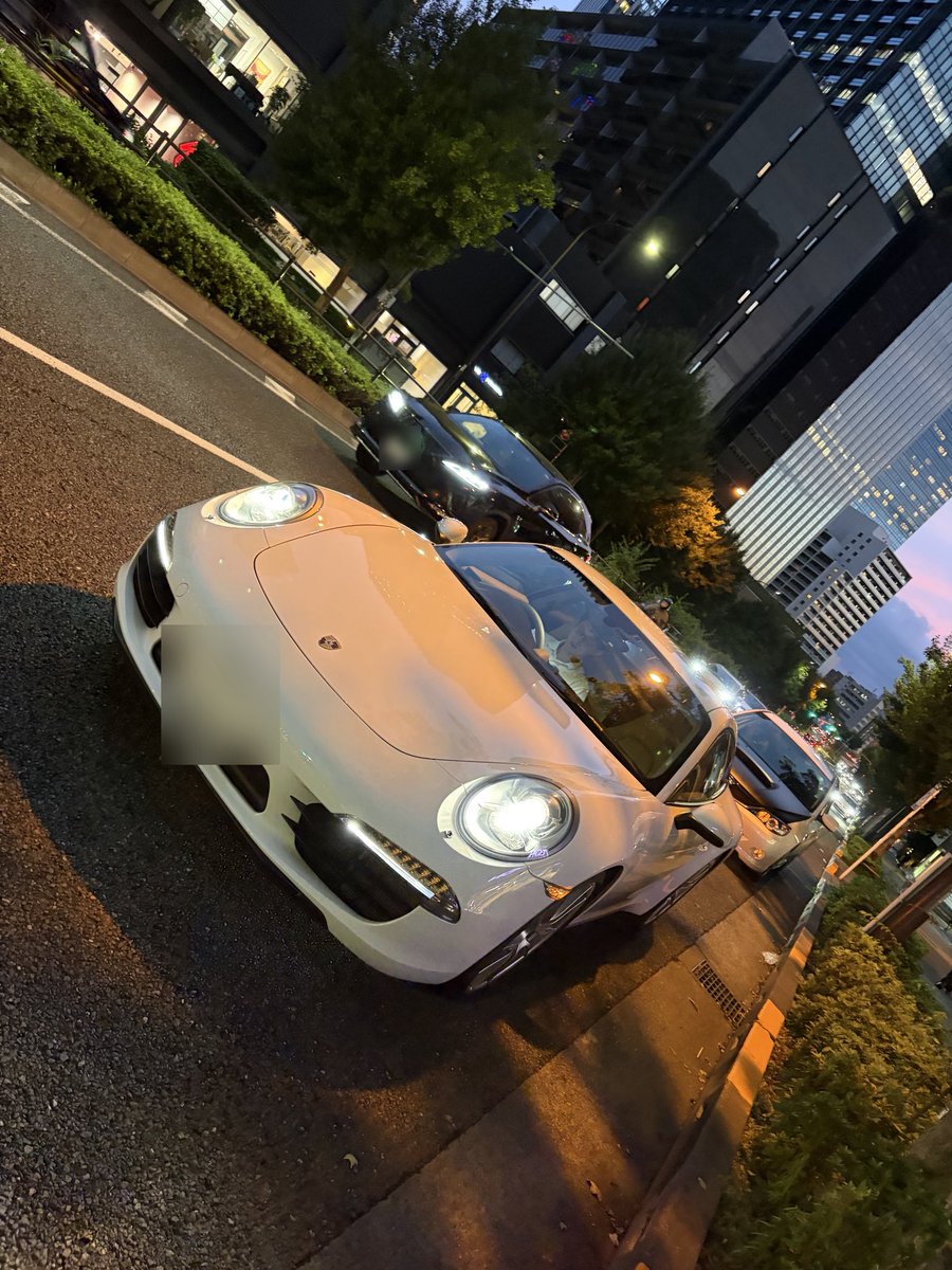 OBUNGUBMW's tweet photo. 911！！
かっけーっす！！ https://t.co/cni1vuftDs