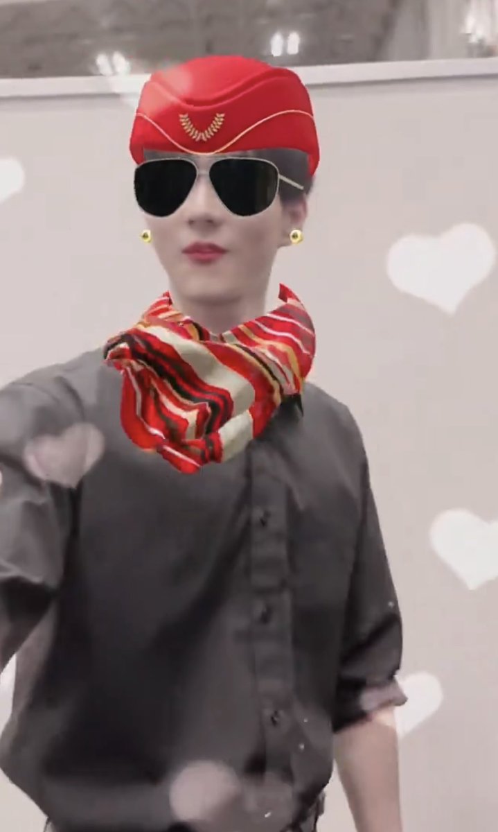 jongneko's tweet photo. รู้เอาไว้ด้วยนะว่าฉันเป็นแอร์ แอร์ของสยามแอร์ไลน์  ฉันให้บริการเฉพาะผู้โดยสารชั้น1 เท่านั้นเพราะฉะนั้นฉันแต่งตัวยังไงฉันก็สวยย๊ะ !!!! !!!!!! https://t.co/mSuo4XRO0X