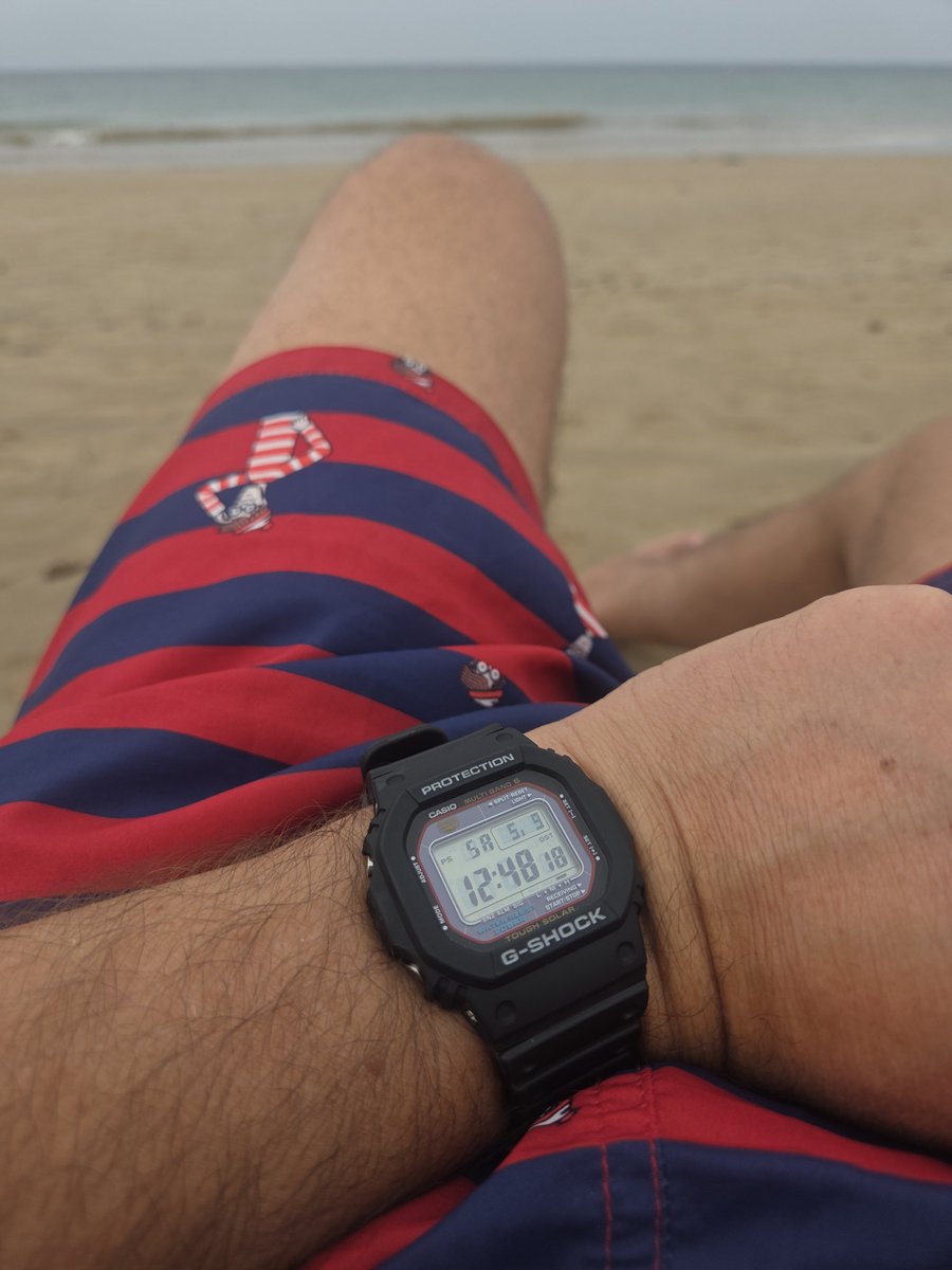Pacok0's tweet photo. Sábado de playa 🏖⌚️
#Casio
#Gshock
#GSHOCKTH
#watch
#relojes
#twitterrelojes https://t.co/bvy5dhBGSB
