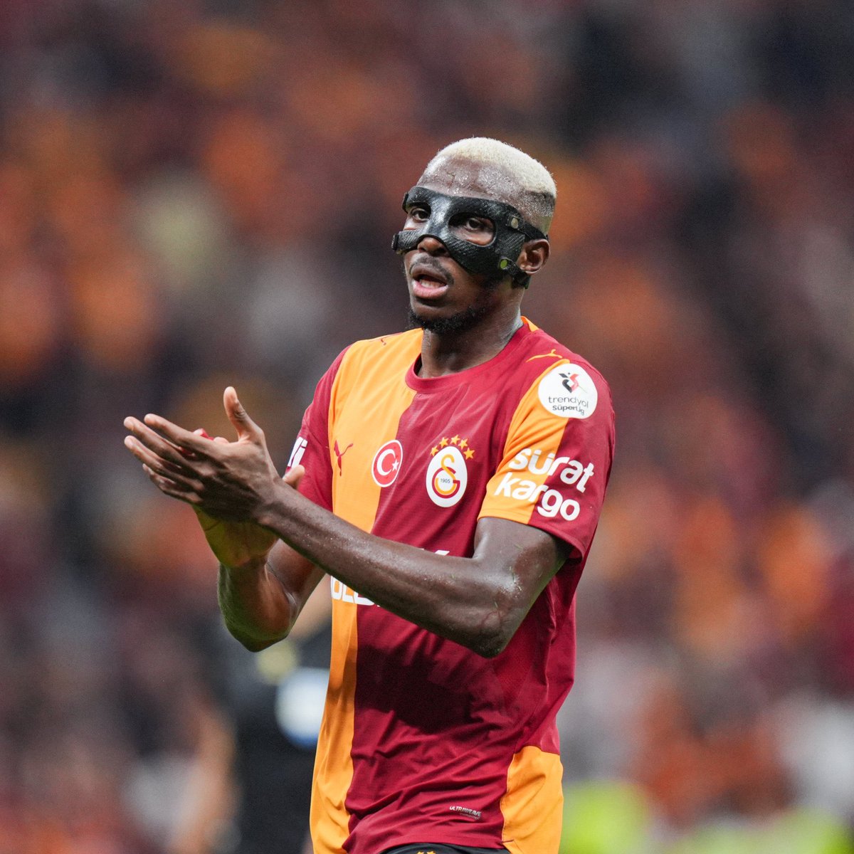 KramponSport's tweet photo. 🔥 SON DAKİKA

🟡🔴 Galatasaray'da Sporting deplasmanında Osimhen'in sakatlığı nedeniyle forvette Barış Alper Yılmaz'ın olması bekleniyor. 

(Ali Naci Küçük) https://t.co/1EfJBkiIKS