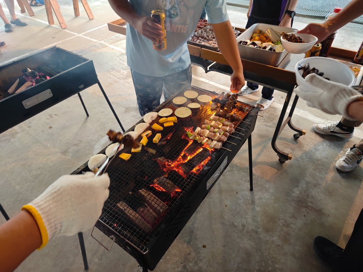 cirrustan's tweet photo. 🐦🔥🍗 https://t.co/zI8BfC7edR