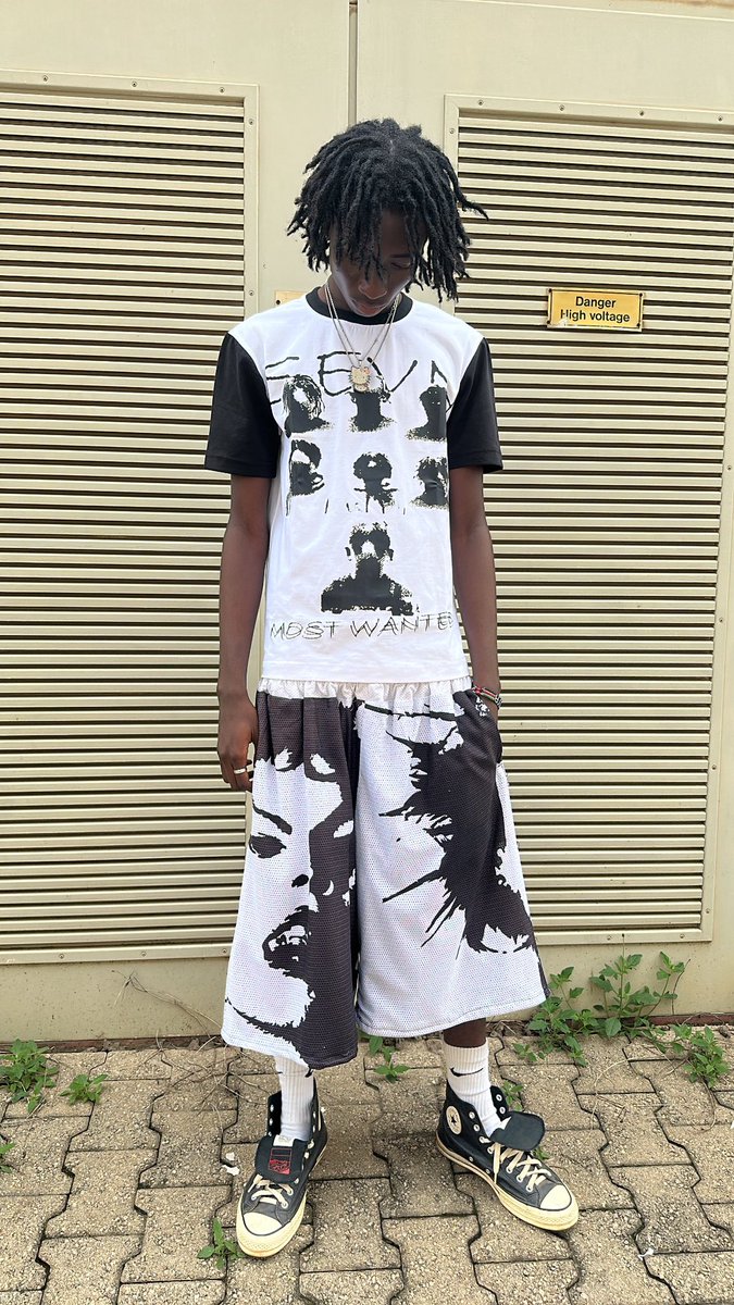 sethphinnias__'s tweet photo. cool tees i made for my brand https://t.co/cmBH7yaf7C