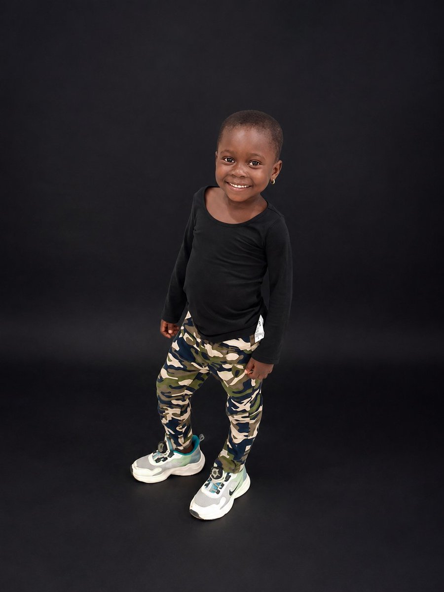 Barinua2000's tweet photo. My little princess looking stunning with her cute 😁😁😁 https://t.co/OhzAdYwK4K