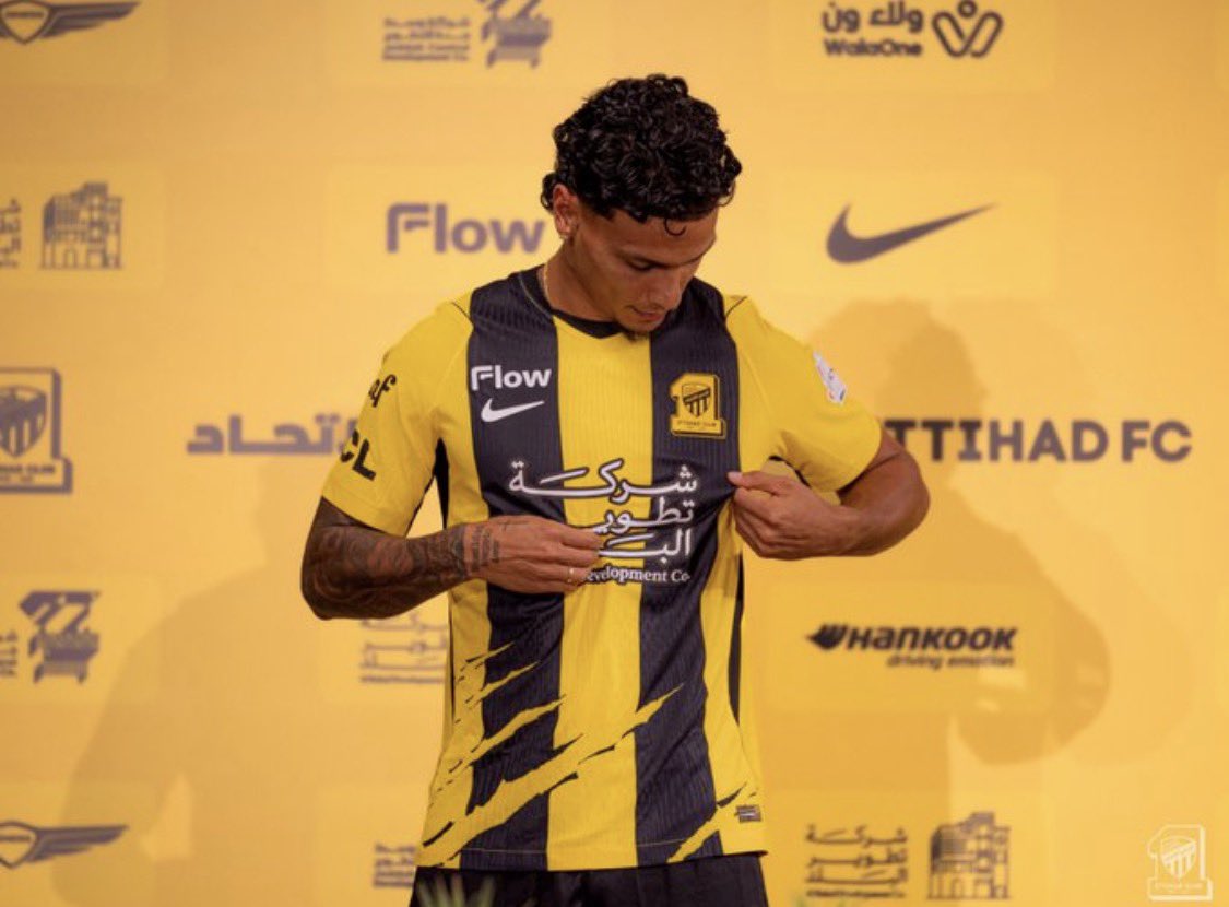 worldRios5's tweet photo. 🚨🟡 "ريتشارد ريوس" في رسالة لجماهير #الاتحاد:

رسالتي هي أن تدعمونا، وأن تبقوا دأئمًا إلى جانبنا 
سنقدم كل ما لدينا داخل الملعب، ولا ادري إن كنا نستطيع أن نعدكم بأشياء كثيرة 

لكننا سنبذل أرواحنا من أجل هذا الشعار .. ومن أجلكم أنتم الذين ستدعمونا لنقدم أقصى ما لدينا 🔥🥶 https://t.co/qljDxioVQ8