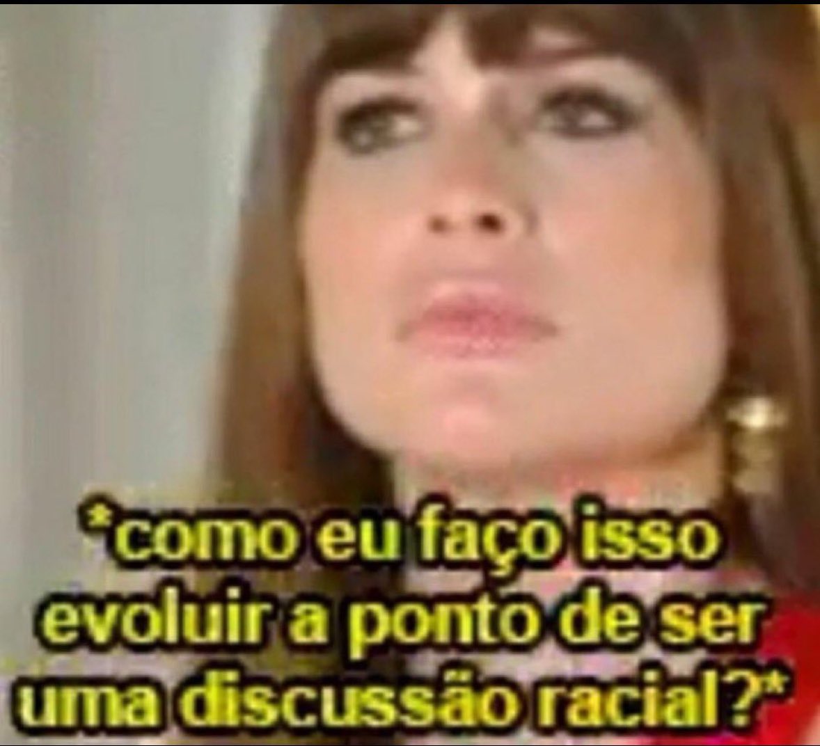 eriicpessoa's tweet photo. o twitter é mt engraçado né
o João Victor sendo cercado por 3 imbecis delinguentes gritando e intimidando ele numa rua vazia à noite no RIO DE JANEIRO e o menino nao pode sentir medo de assalto q é racismo kkk pqp acordem p vida
vendo o vídeo fiquei apreensivo, imagina ele https://t.co/YfrpnBmZfd