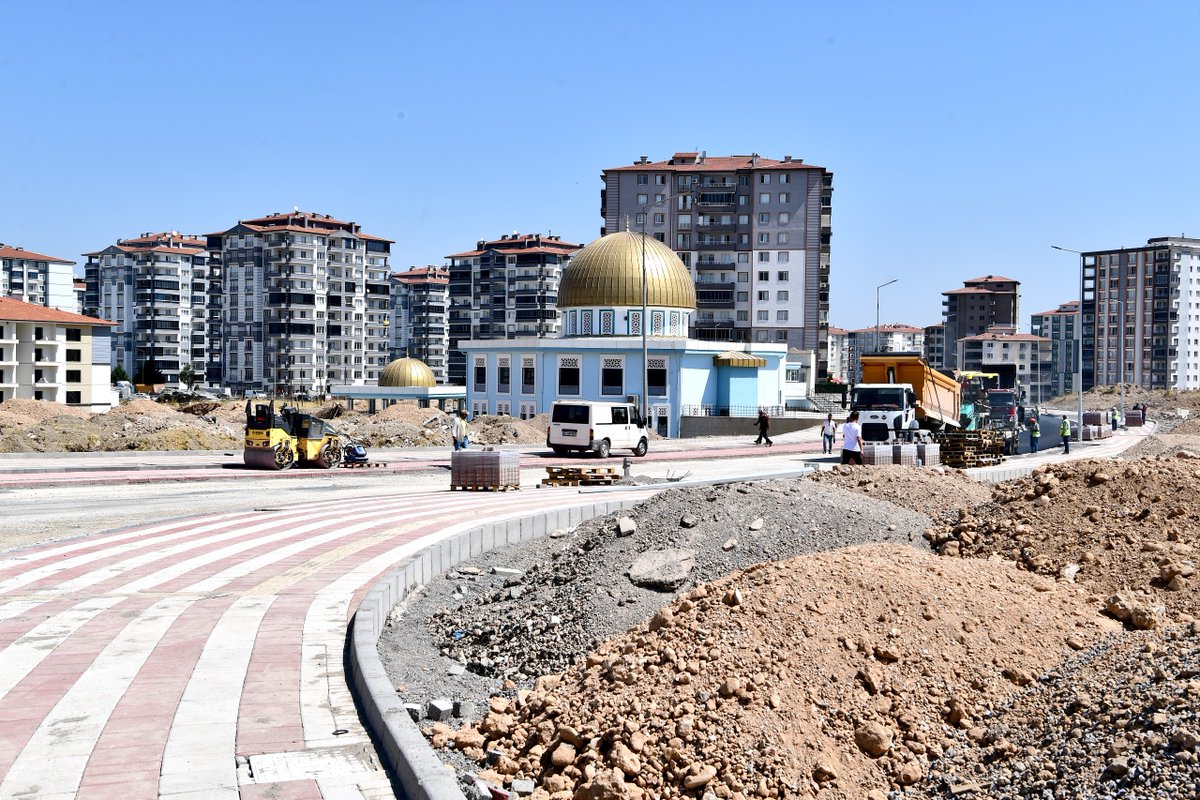 herhavadis's tweet photo. Malatya Yakınca’da ulaşım atağı: 2 kilometrelik yol asfaltlandı
@MalatyaBelTr
#Malatya #Yakınca #SamiEr #Altyapı #Asfalt #RezervAlan #Ulaşım #MalatyaBüyükşehirBelediyesi
https://t.co/o0KIz1afId https://t.co/TyswcbSWHD