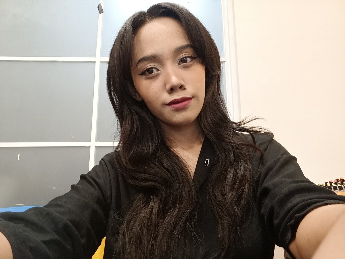 mrs_fangs's tweet photo. fomo gw 💔

[QUEER FRIENDSHIP APPLICATION]
name: may
age: 2 abad
occ: ancaman non-militer
zodiac: 🐂
height: 165 meter
hobby: shapeshift
fun fact: enfp tpi ga ada enfp2 nya samsek

(hope this reached the right audience aohfalhflwf) https://t.co/RGw70gb4C7