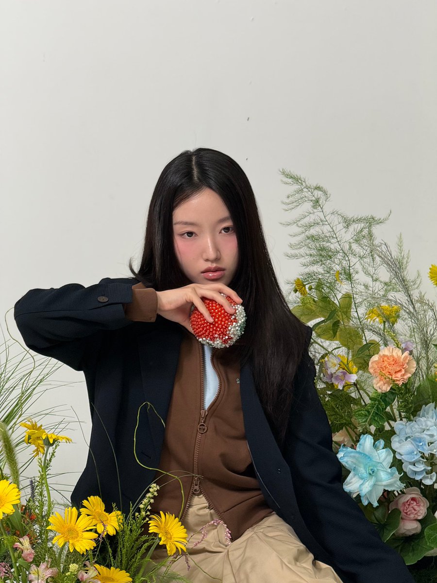 gowon_novvog's tweet photo. vintage mood, no filter needed 🎞️
ㄴ 빈티지 감성 폭발하는 사진을 느껴봐 YO

#고원 #Gowon #비하인드 #behind https://t.co/9bS2WOAneM