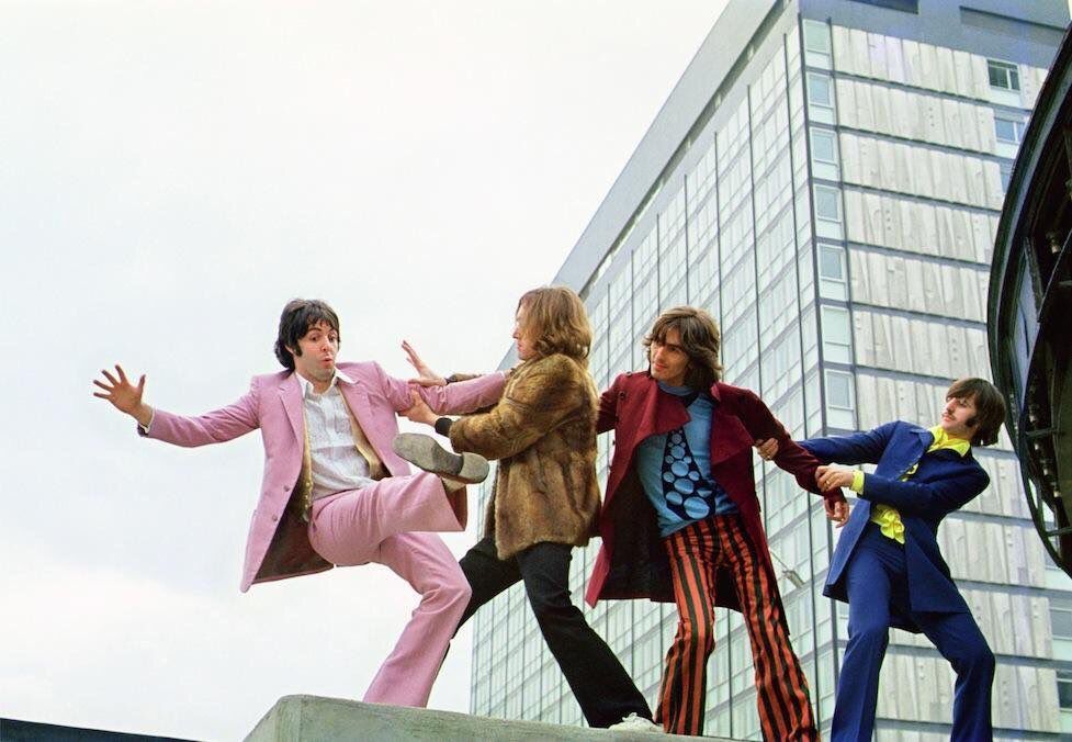 BeatlesEarth's tweet photo. The Beatles on their "Mad Day Out" (1968) https://t.co/a9t4fIktGJ