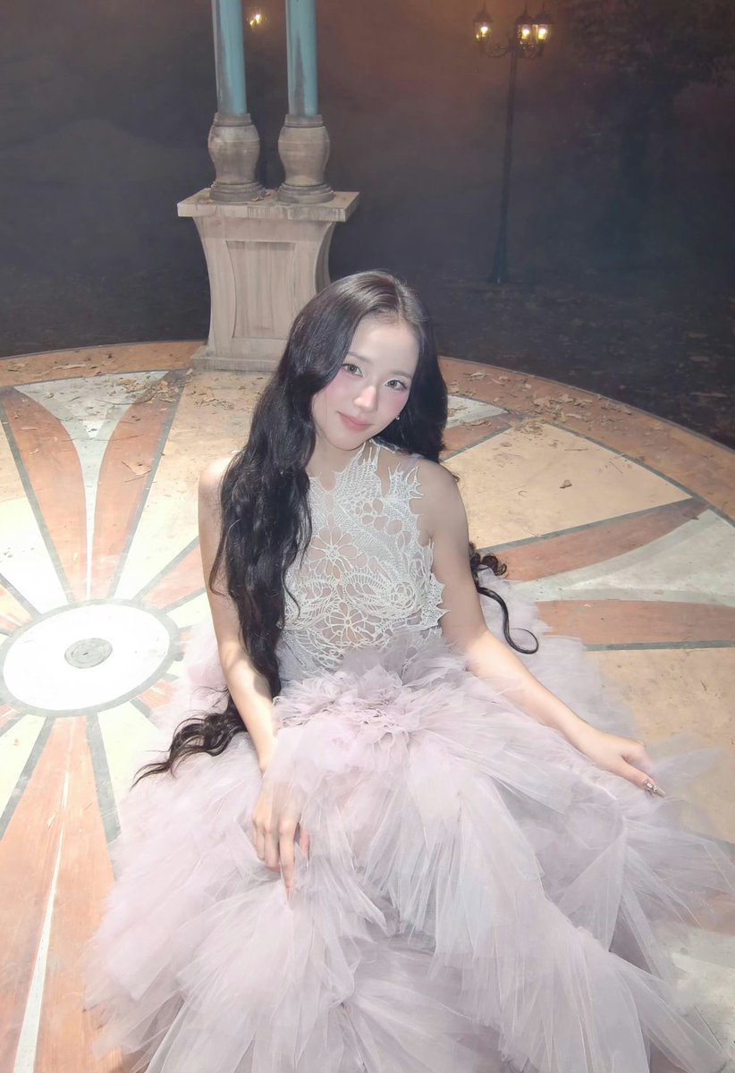 CHINAJISOOBAR's tweet photo. 260905 #JISOO Weibo sooyaaa_智秀 update.

🔗https://t.co/hscafIVjDf

@officialBLISSOO @shumontopia https://t.co/DYmJAx5ptp