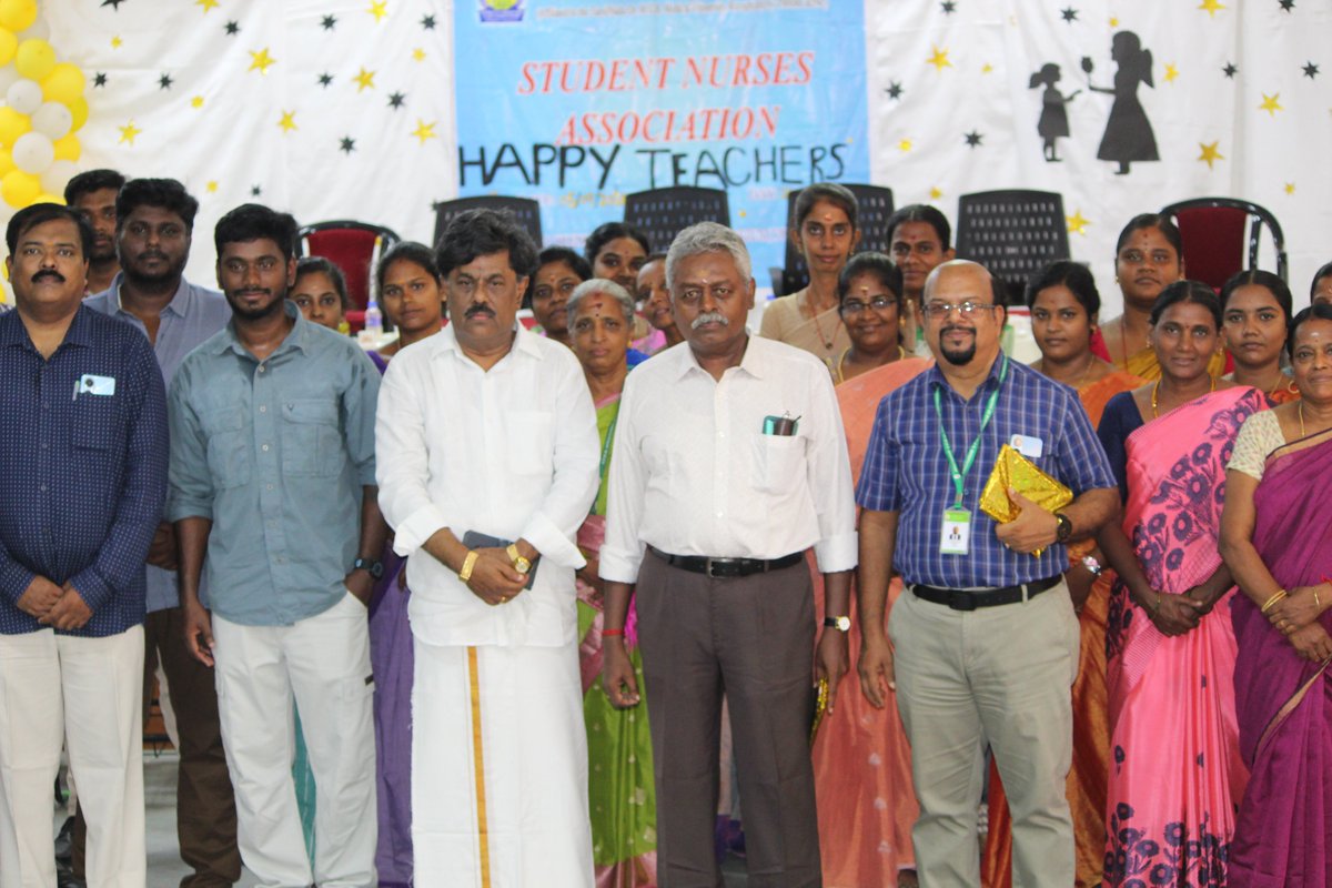 VPMM_Official's tweet photo. 🌸 Celebrating the Guiding Lights of Education! 🌸

VPMM Group of Institutions proudly celebrates Teachers’ Day, honoring the dedicated teachers who inspire, guide, and shape the future of our students. 📚✨

🎓 Happy Teachers’ Day to all our wonderful teachers!

#VPMM https://t.co/ygxiFLMklD