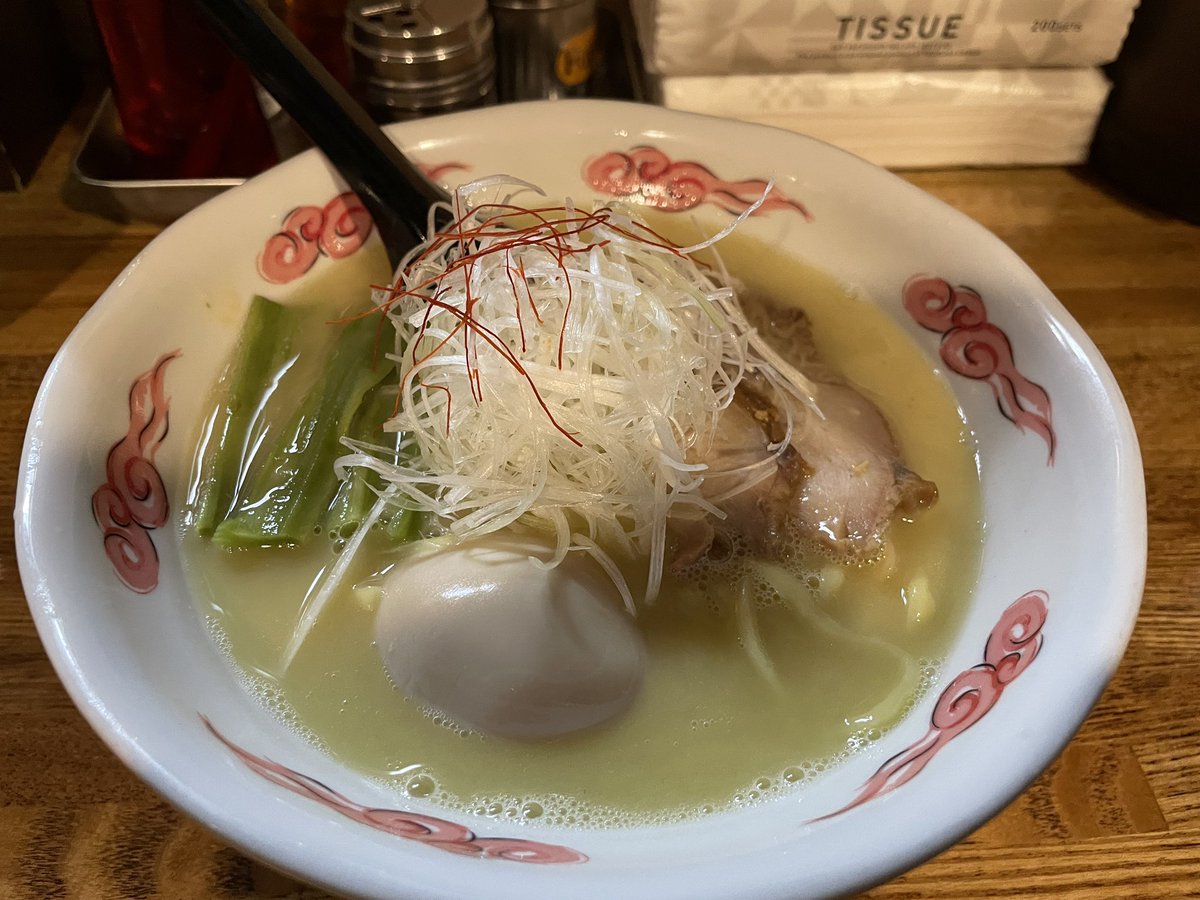 kugelblitz6535's tweet photo. ここの鶏白湯は個人的にイチオシ https://t.co/9FaXyY7Asp