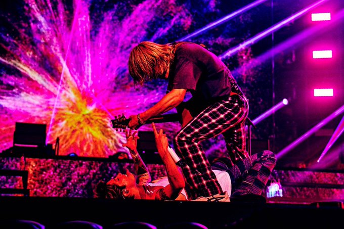 infoONEOKROCK's tweet photo. ──── ••♡•• ────
ONE OK ROCK DETOX JAPAN TOUR 2026
──── ••♡•• ────

📅 9月5日(土) 18:00開演
📍 ZOZOマリンスタジアム（千葉）

▶︎ 生放送・セトリ情報
https://t.co/PHF2CyzSxL

#ONEOKROCK #ワンオク #OOR2026 https://t.co/5l6IuQEZbE