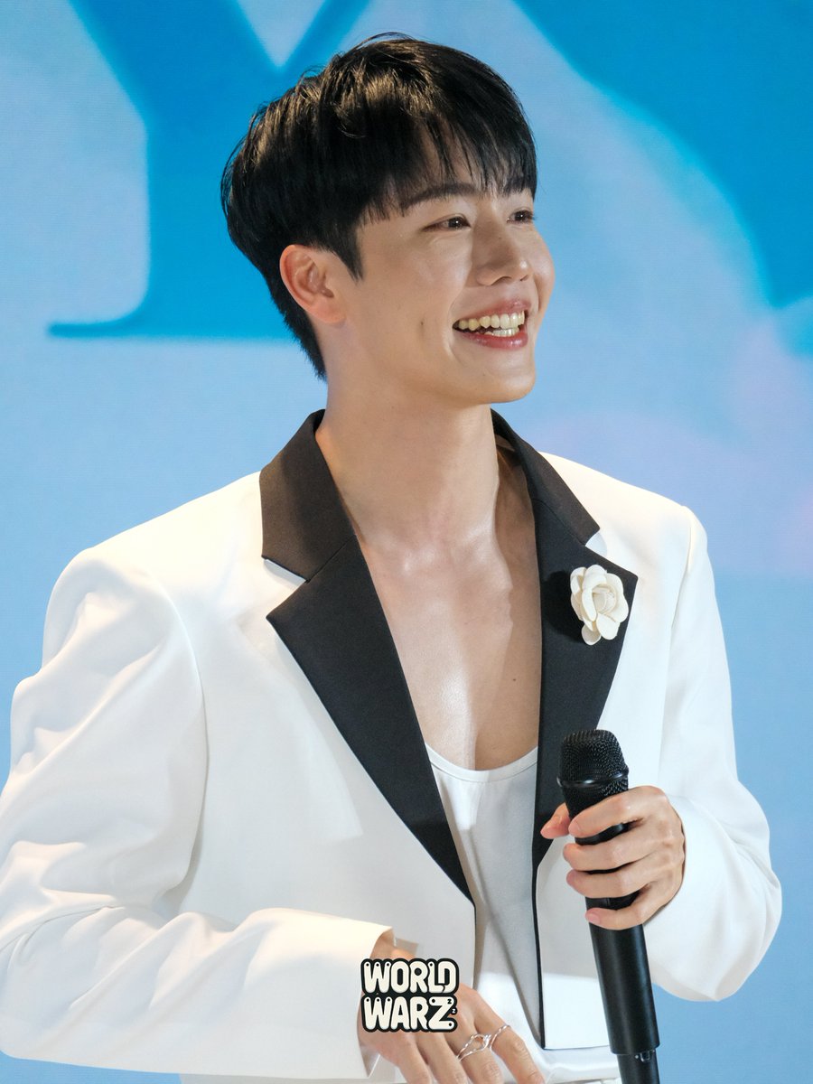 worldwwar_z's tweet photo. น่าร๊ากกกกกก 
FRIENDS OF DESTINY YINWAR 09
#DestinyclinicxYinWar 
#warwanarat @warwanarat
 W.Wanarat #หยิ่นวอร์ https://t.co/EPijrU4BYd