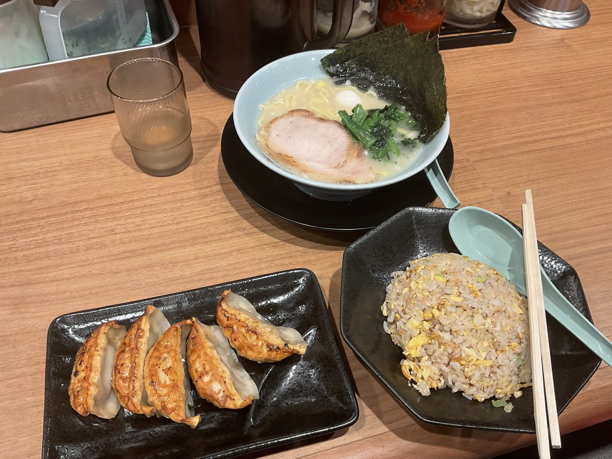 detaerror's tweet photo. ラーメン！吟風ではない https://t.co/cg1NMdopSm
