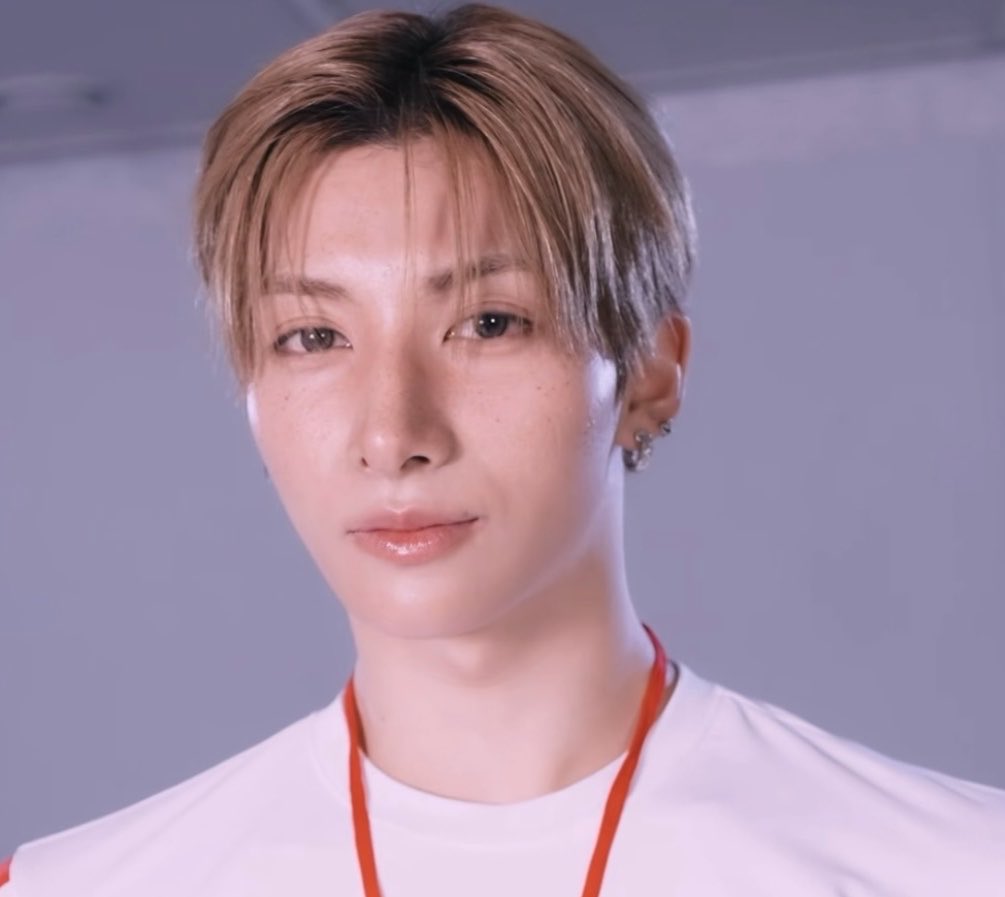 yufied_'s tweet photo. FRECKLES YU HE’S SO PRETTY https://t.co/IqZ1SH8tMq