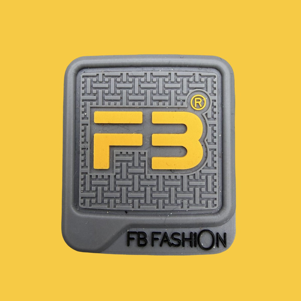 FBFASHIONBAGS2's tweet photo. FBFASHION https://t.co/g55v1uZNfu