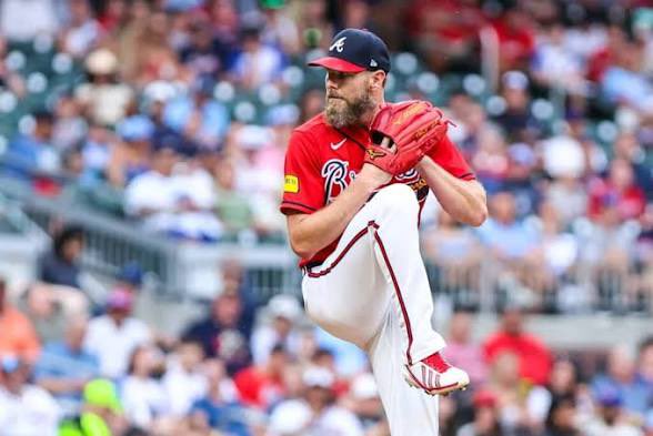 SleeperBraves's tweet photo. Chris Sale has now faced the Brewers, Dodgers and Phillies in 3 consecutive starts. 

In those 3 games: 

2-1, 21 IP, 1.71 ERA, 24 SO, 1 BB

The NL CY Young 👑 https://t.co/VxjtR2DmYq