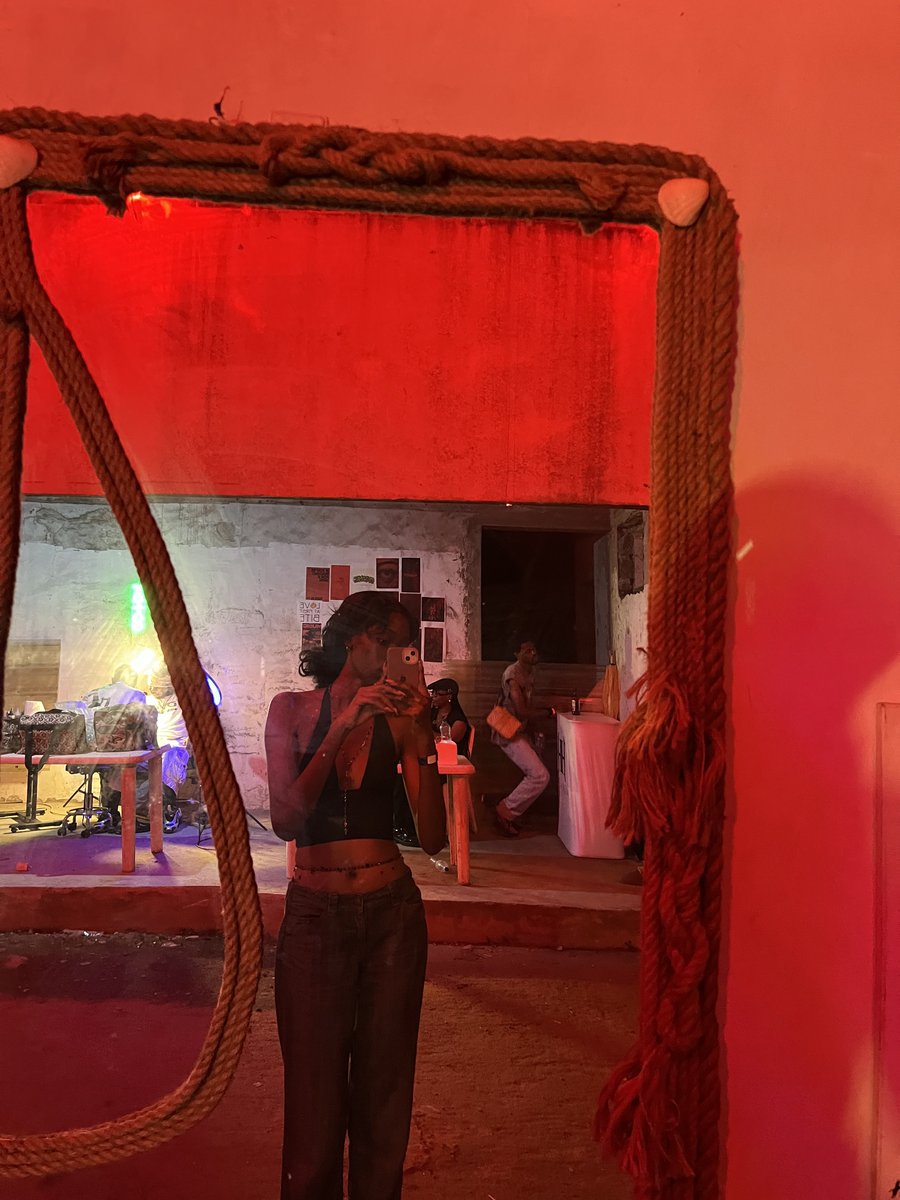 VeraVogue's tweet photo. You owe me nothing ❤️🧑🏼‍🩰 https://t.co/7Fp2SRffel