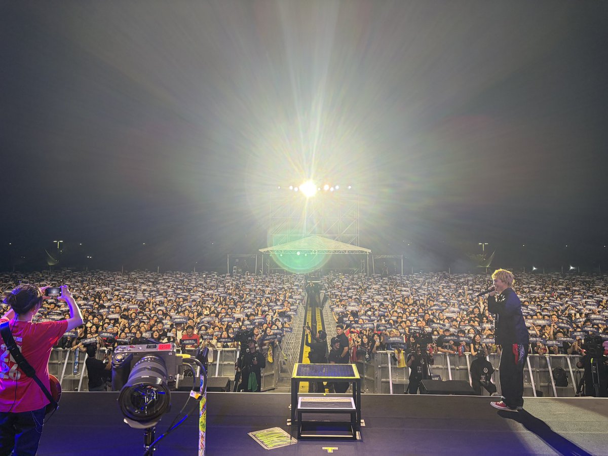 KENTASPYAIR's tweet photo. みんなありがとうねー！！！！
最高だったよ！！
#myspyair でチェックインできるようになってるから確認してみてね！
多分電波とかかな？
位置がズレちゃってと思うけど、終わったらチェックインできたので！
#spyair https://t.co/bieGP90Nsy