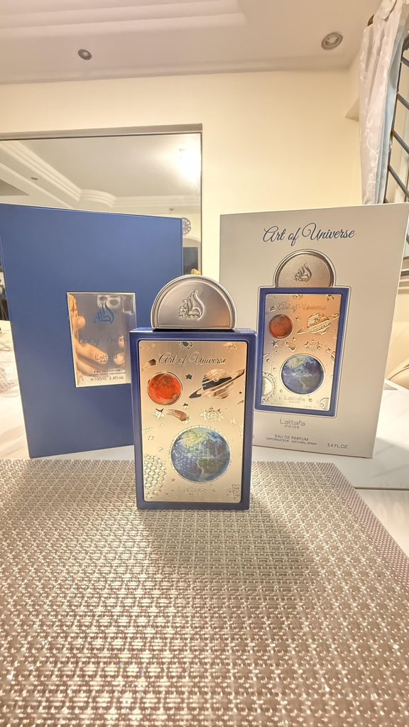 MalikScents's tweet photo. Lattafa Art of Universe 🌌

This one is for the people who like their fragrance to stand out.

Smooth, rich and easy to notice without being too much. Definitely one to have in your collection.

🏷️ 55,000 https://t.co/iTxffaGNEI