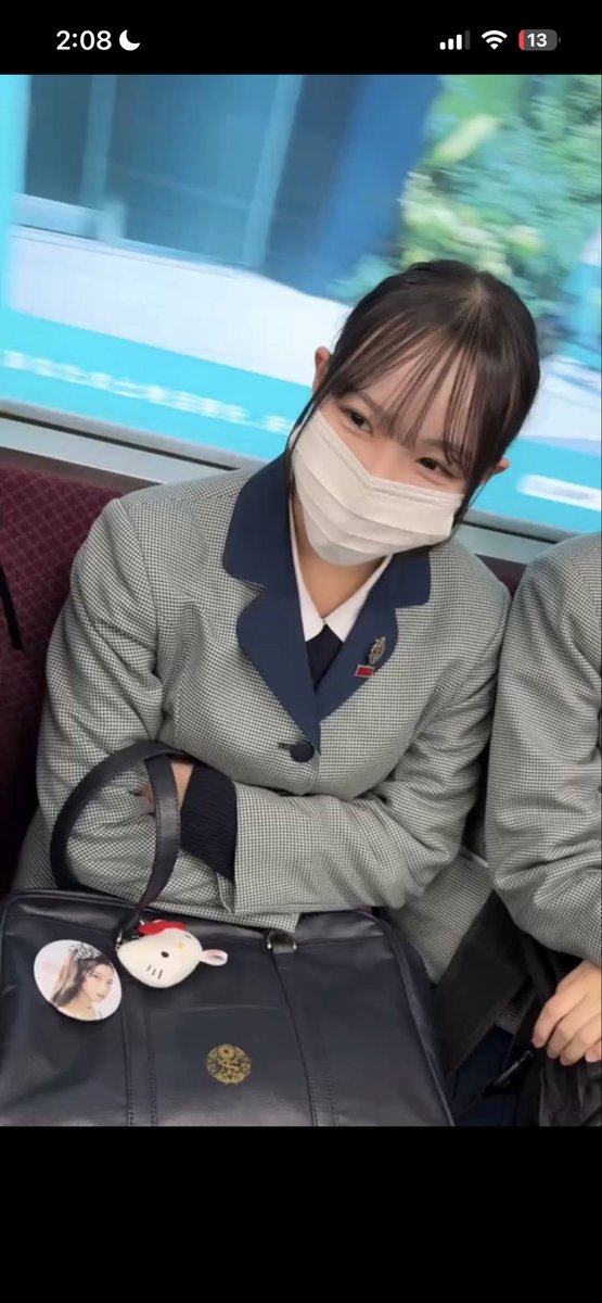 rtmgj61's tweet photo. #逆さ　#鳥　#jk https://t.co/a3S2URy6MW