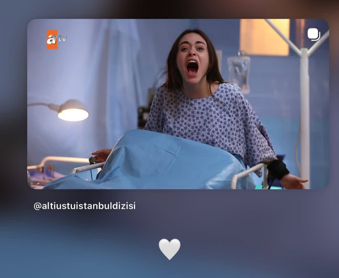 iceriiklab's tweet photo. Yaaa kızlarım birbirlerini
 paylaşmisslarr🖤🤍 https://t.co/qQmkJrKNID