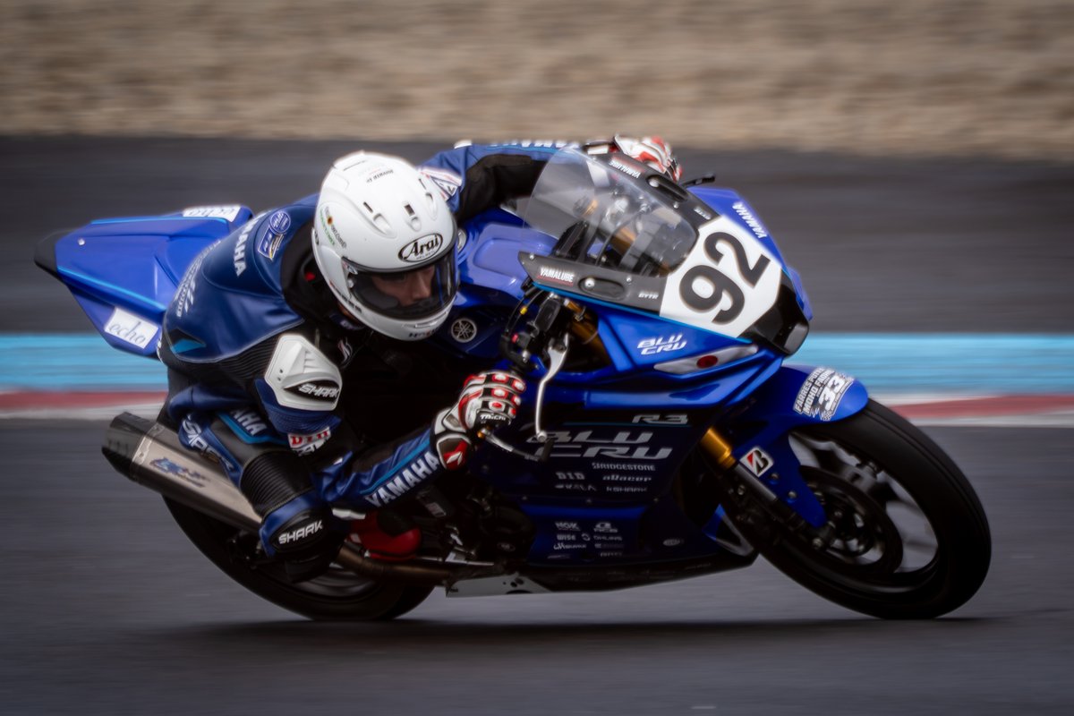 kumaphoto1's tweet photo. #YAMAHA
#BLUCRU
#R3AsiaPacificChanpionship
#R3
#TaishiKatada
#Kunimitsuhomma https://t.co/HJtJjQoVEG
