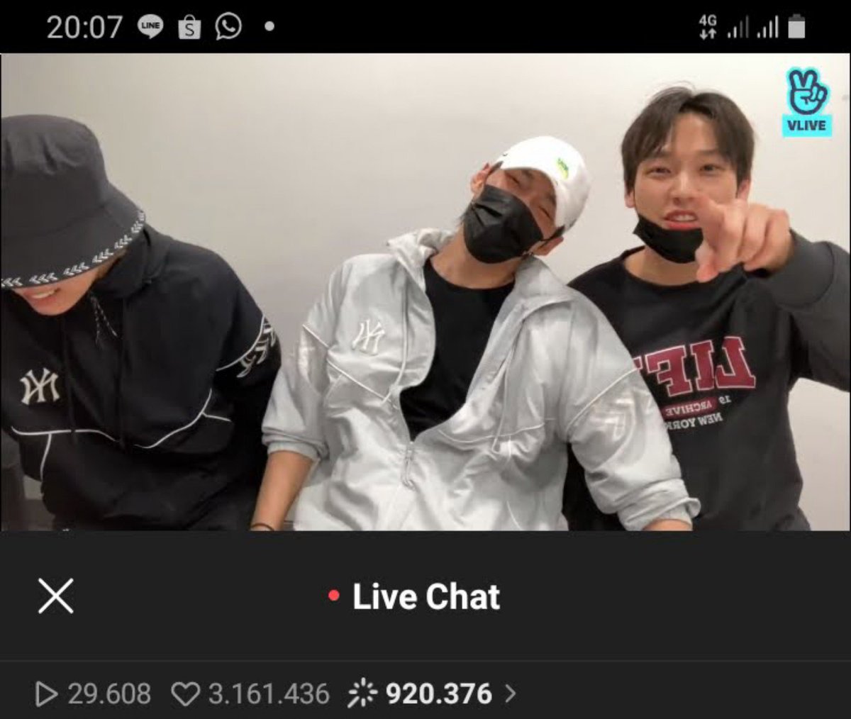 zuunan96's tweet photo. @SF9official [A Memory] 추석 끝

🔗https://t.co/GPYUsQXEdQ

#SF9 #INSEONG #JAEYOON #ZUHO #VLIVE @SF9official #zuunan96_230921 https://t.co/9jCgLL5XM5
