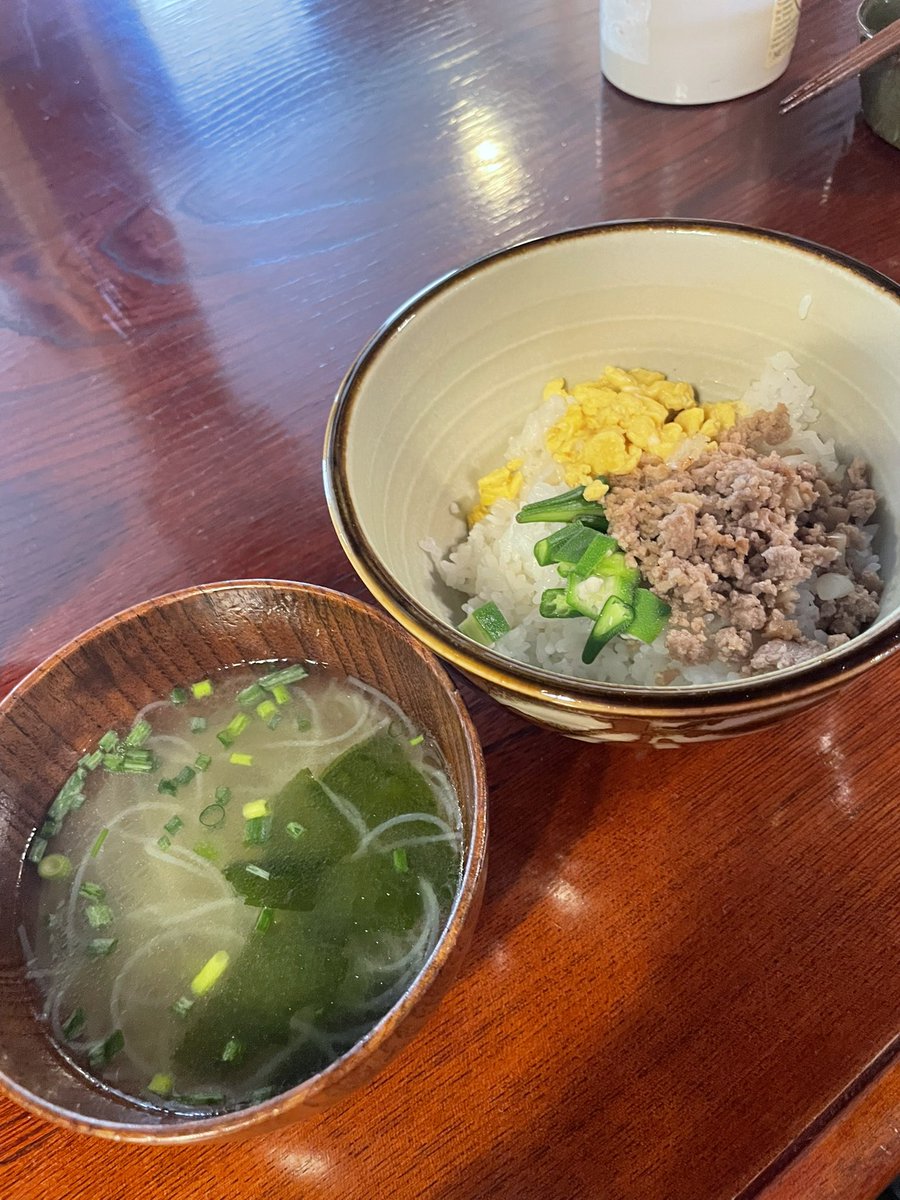 maki2024's tweet photo. コワーキングスペース、子育てコミュニティなど色々な場を運営する中で、居場所の核になるものは何か色々考える中で、多様な場の居場所に関わるようにしてます。みんなの居場所in安楽亭は地域の誰もが集える居場所 https://t.co/JKHgVIWM9u