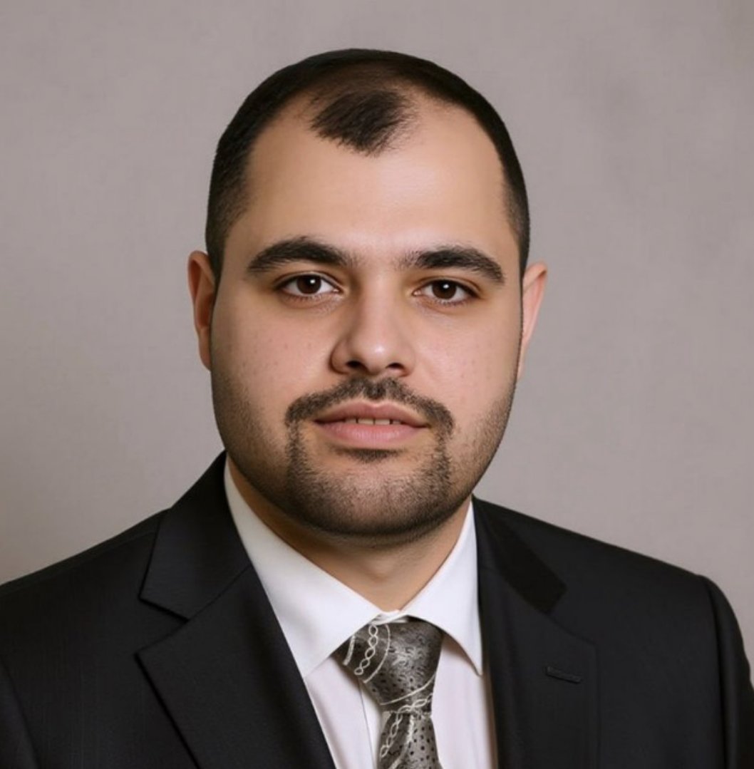 MahmudMSalim1's tweet photo. أتممتُ اليوم عامي الثلاثين.. ثلاثون عاماً شُكّلت بين الفن، والقانون، والتدريس.
​خضتُ معارك لم تكن سهلة، واجهتُ فيها الألم، والتهميش، والأحكام المسبقة ضد الإعاقة. لم تكن مجرد سنوات مرت، بل كانت رحلة كفاح وانتصار للمعرفة.
​فخور بما حققته من علم، وبكل خطوة صنعت هويتي اليوم. https://t.co/6LNyeM98Zb