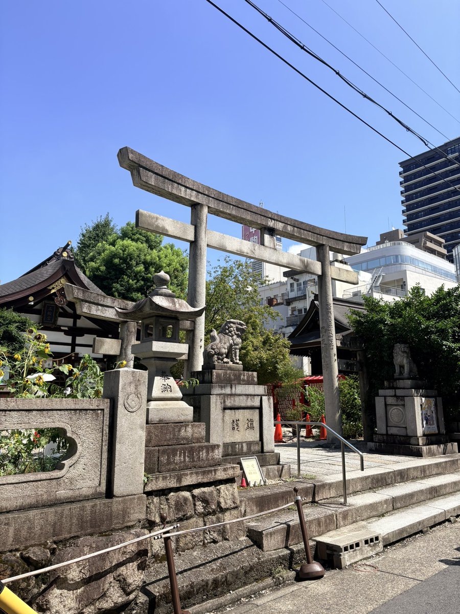 tsunetsunetsu's tweet photo. @miwajinnjya いろいろ対応していただきありがとうございました😊

三輪神社は素敵な神社です
⛩️🌈🌈🌈 https://t.co/XAxxI76k5m