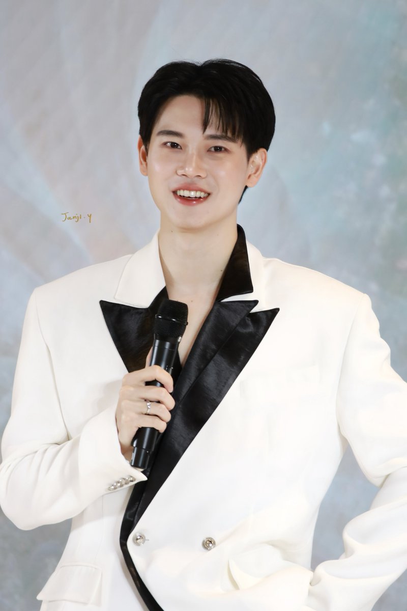 jjanji_y's tweet photo. 𝟬𝟱.𝟬𝟵.𝟮𝟱𝟲𝟵 𝗧𝗵𝗲 𝗠𝗮𝗹𝗹 𝗕𝗮𝗻𝗴𝗸𝗮𝗽𝗶

          นายมองเห็นเรา เราดีใจ🤎

       { #yinyin_anw ; @yinyin_anw  }

｡:ﾟ+ FRIENDS OF DESTINY YINWAR 09
•.¸¸♪ #Destinyclinicxyinwar
☻ #photobyminminn https://t.co/F0epEdd3KY