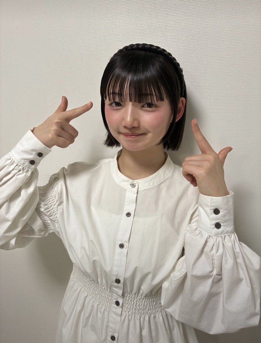 runanaruseruna's tweet photo. エイプリルフールのときに「前髪切った‼️」ってあげた写真笑✨️
好評でうれしかったーよ💗💗💗 https://t.co/3J8hKMOSxH