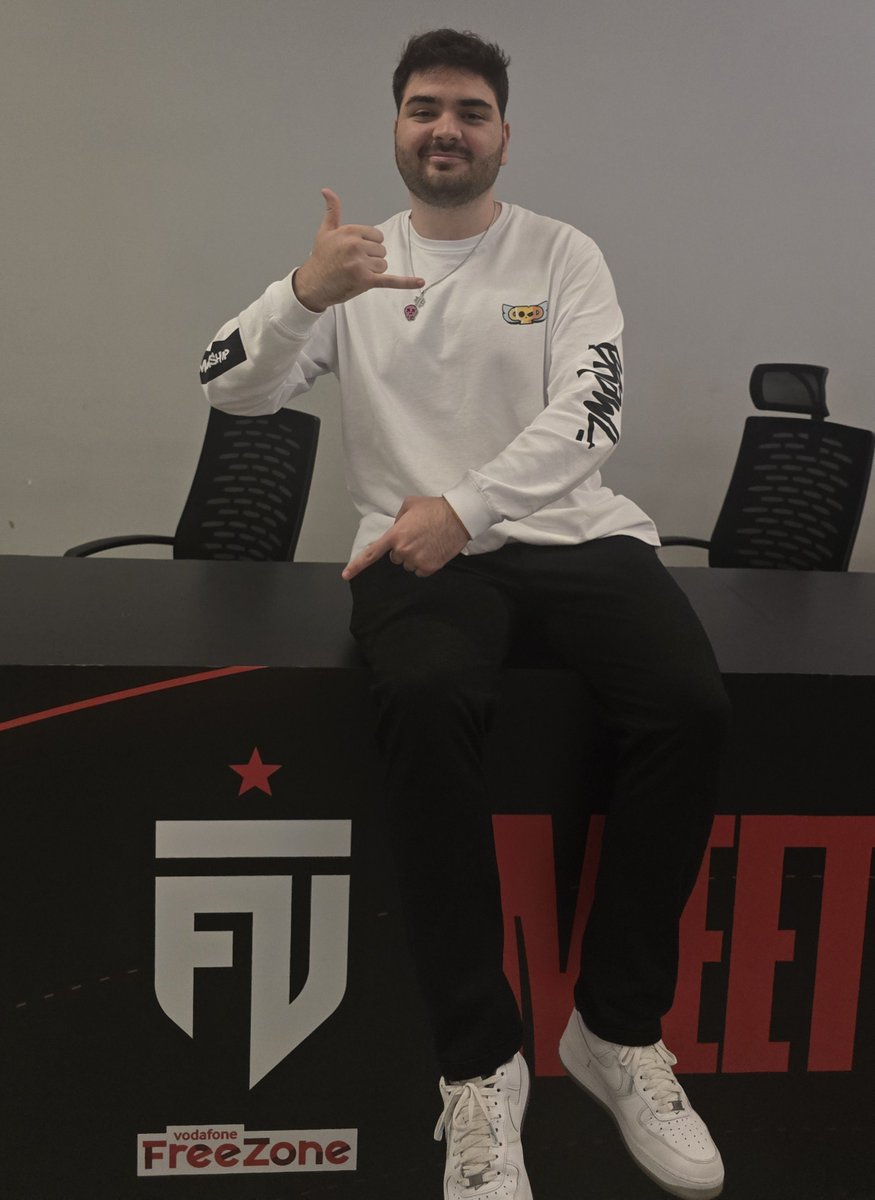 FUTesportsgg's tweet photo. Welcome @SymantecBS to the FUT Booth! 🤙 ❤️ https://t.co/H5G7qZ1YuW