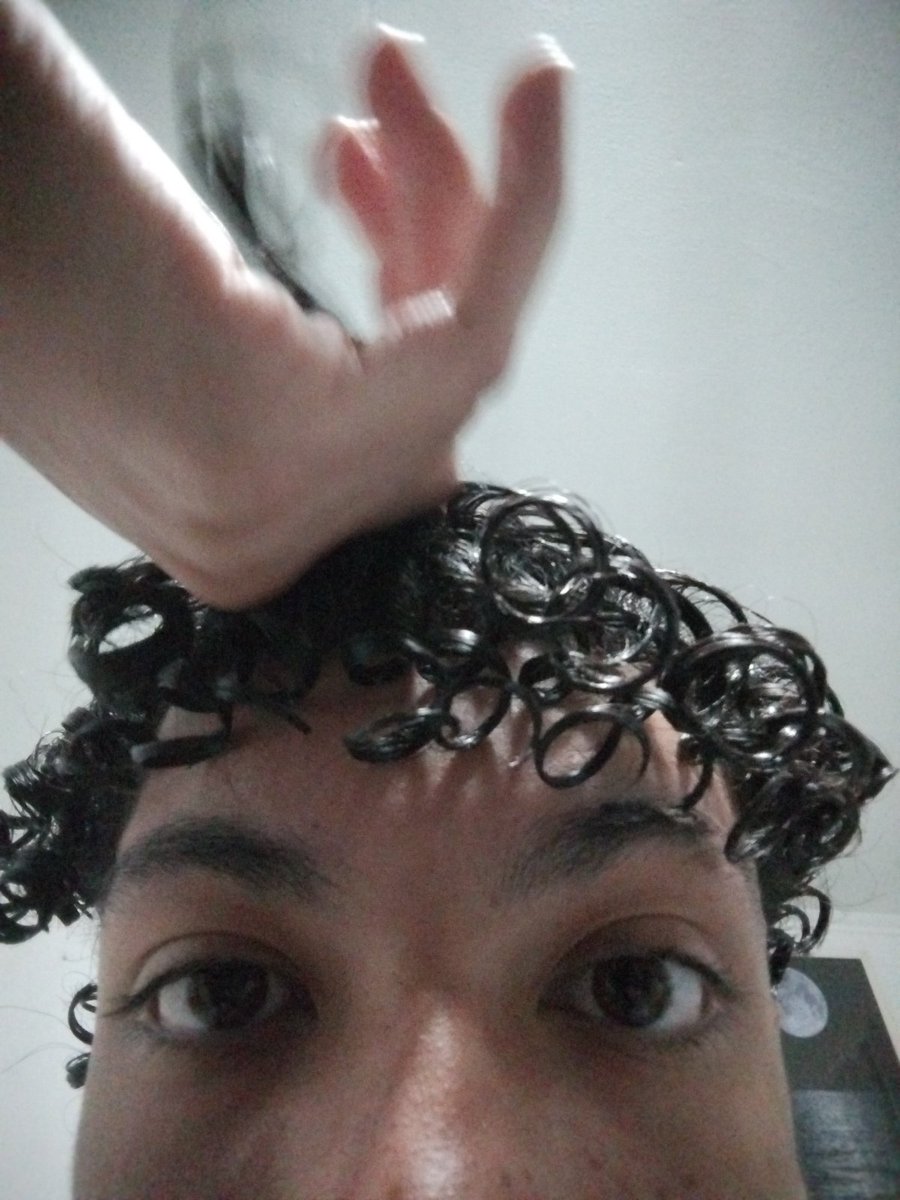 p0rtella__'s tweet photo. natashaniel finalizando meu cabelo https://t.co/NoqaANUjs1