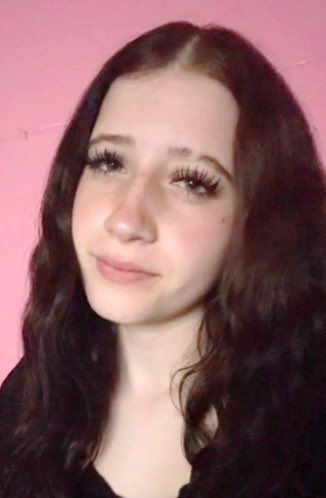 FairfaxCountyPD's tweet photo. Have you seen this missing endangered juvenile? 16-year-old Willow Higdon was last seen at 4pm on Sept. 4 in the 1900 blk of Chain Bridge Rd, McLean. She is 5’4”, 100lbs, dyed dark brown hair and green eyes. Unknown clothing description. (1/2) https://t.co/22ce3yRtFd