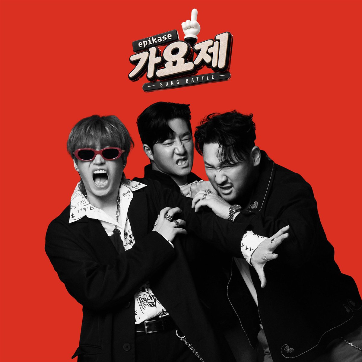 Genius_kor's tweet photo. #GeniusCharts | The #EPIKHIGH (@EpikHighHQ) battle has officially spilled onto our charts! 😂

#DJTUKUTZ strikes first as “투컷적 사고 (TUKUTZISM)” ft. #Crush debuts at #2!

With #TABLO’s “anime” ft. #BANGYEDAM right behind at #3 on the daily K-Hip-Hop chart in Genius Korea! https://t.co/vYnqFSzeD6