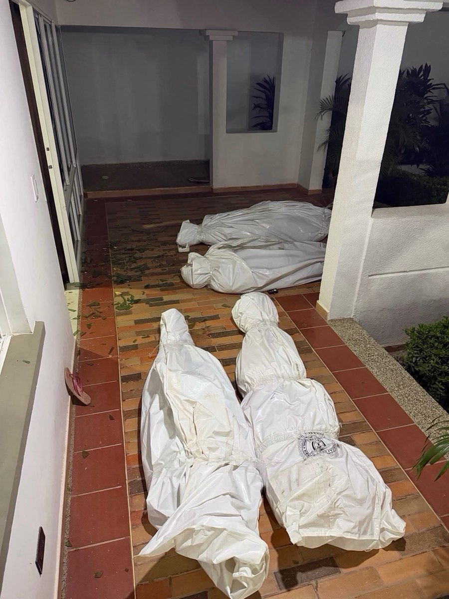 NataliaNCrud33's tweet photo. Aquí estan las pruebas señor estafador @CarlosFCuevas1 que alias Bendito menor fue dado de Baja

Recibieron a tiros a la policia y fueron neutralizados

Durante años este delincuente de manera despiadada masacro inocentes

Ahora el estafador Cuevas defendiendo a bandidos! Q tal! https://t.co/cav3PxnFYI