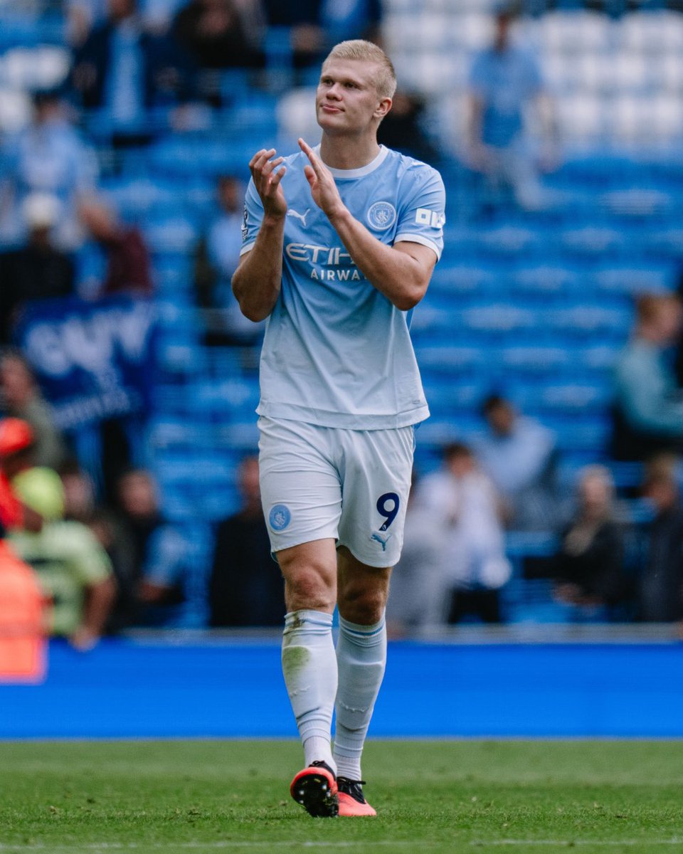 ManCityES's tweet photo. El autor del único gol del partido 😍 https://t.co/KsIaNRHdSh