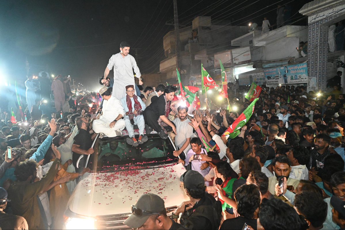 ShafiJanPTI's tweet photo. الحمدللہ، سانگھڑ چھا گیا! 

سندھ جاگ چکا ہے اور اپنے کپتان کے ساتھ کھڑا ہے! https://t.co/0ccJvo4qmI