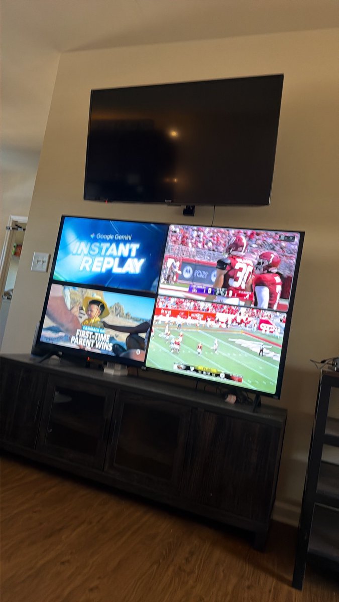 KyleJBoogBusch's tweet photo. Ryan Williams, you’re the worst black football player of all time #lol
#trashnigga https://t.co/voZ8NBZgJ2