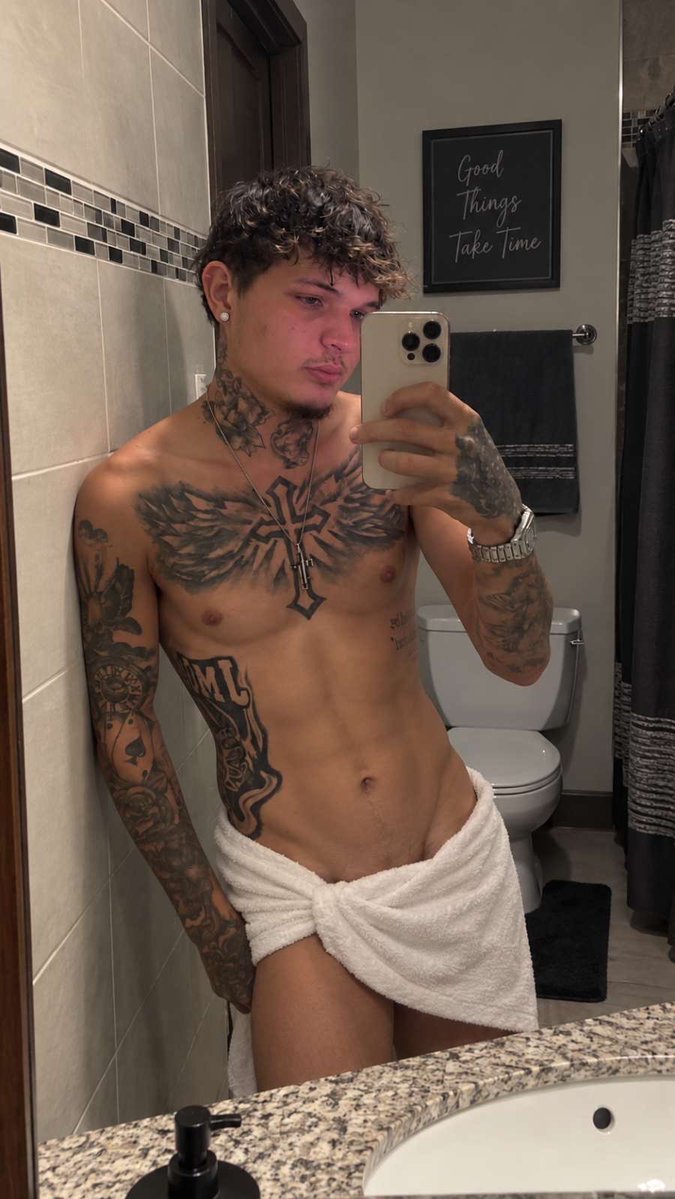 TheBeddemon23's tweet photo. Come join me 😛#spicymodel #viral #Onlyfans #of https://t.co/AY53m3JLUf