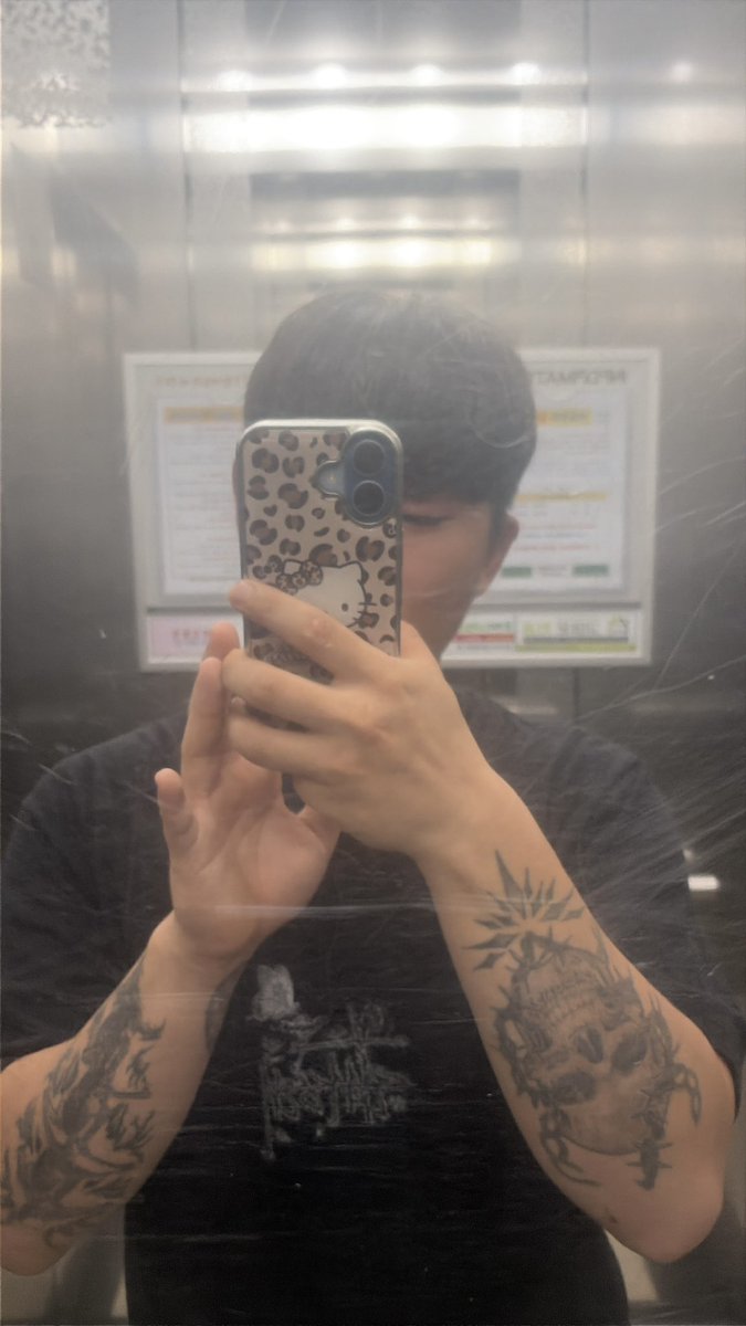 k159jh's tweet photo. #우울계_𝕏친소 #우울계𝕏친소 
#일상계_��친소 #일상계𝕏친소 
#정병계_𝕏친소 #정병계𝕏친소 
친하게 지내요 교류 많이하고 오래 오래 봐요
저랑 맞팔해요 아무나 🥹🥹 https://t.co/QydnZyal8t