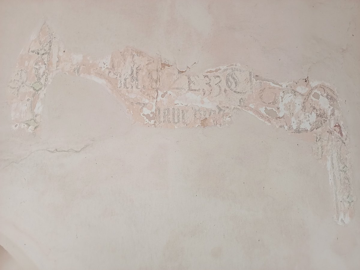 phil0073's tweet photo. Medieval Text fragments on the northern Chancel wall
#StMarysShelton , #Bedfordshire . Church often open please check first. One of the #StoddenChurches. https://t.co/oxtKwwfPYi .#PhilOnaBike #StoneworkSunday #MedievalMonday #WallpaintingsWednesday #WallpaintingsOnWednesday https://t.co/oohYSvjXpX