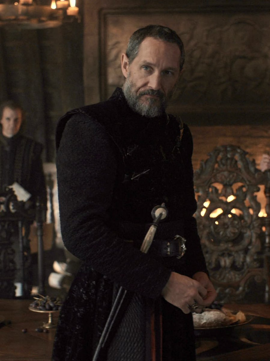 aelinreader's tweet photo. it’s me and my doomed dark haired targaryen men https://t.co/FMT2UgMIlG