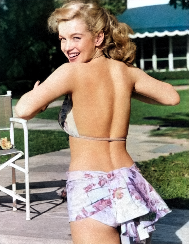 ColorizeImages's tweet photo. @silverscreengod https://t.co/pvWZm9klBd