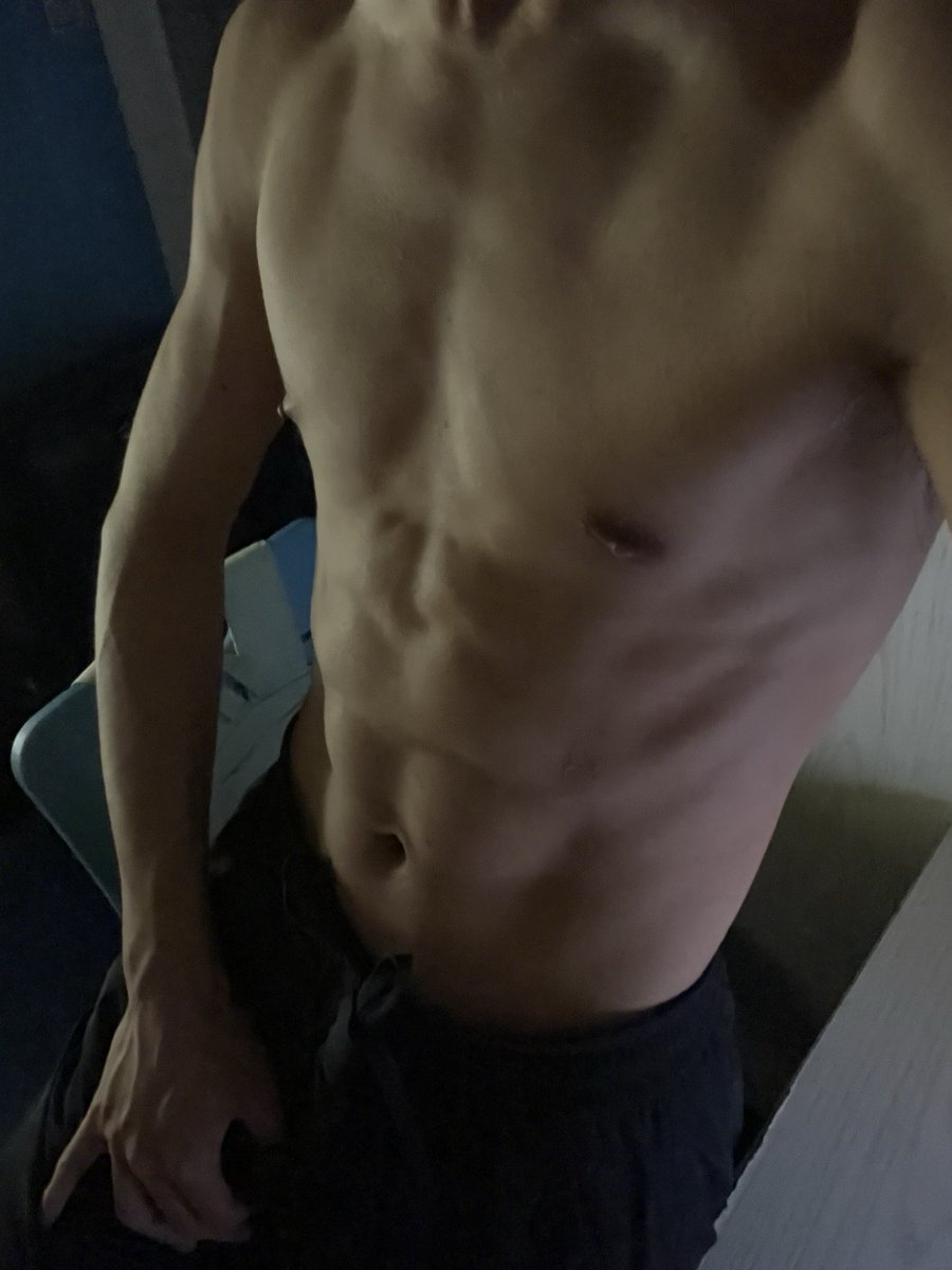 bsadzb's tweet photo. 为什么不理我😡 https://t.co/SDpVY6DTA3