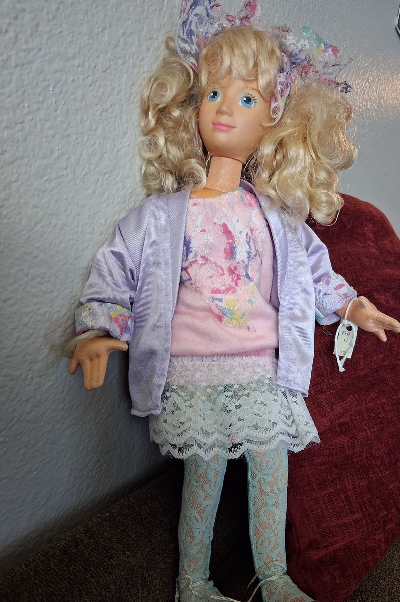 personalclowb's tweet photo. Speaking of soft bodied dolls hi mimi https://t.co/VdNpDAdBlu
